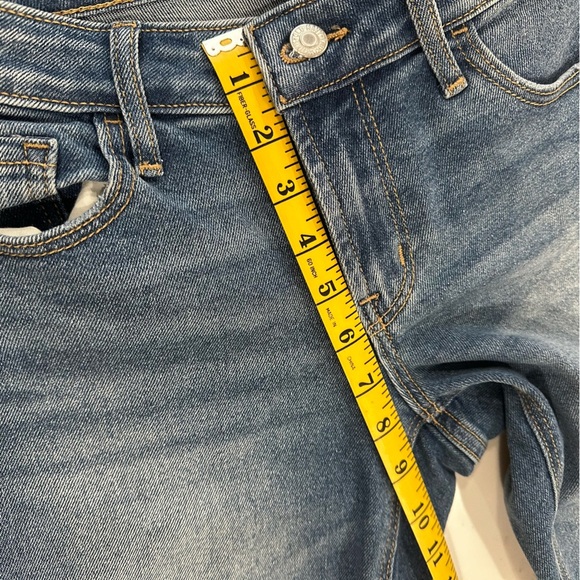 EUC: Old Navy Mid Rise Rockstar Super Skinny | 4p - Picture 6 of 8